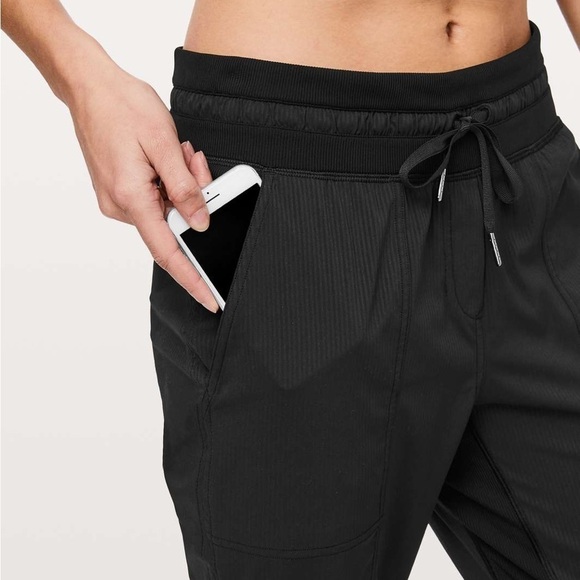 Lululemon Dance Studio Crop *25" - Picture 2 of 14